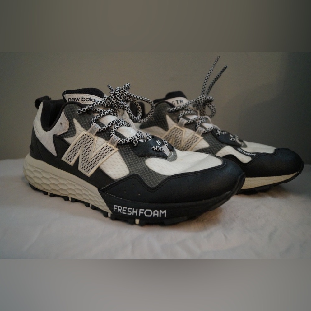 women’s New Balance Shoes